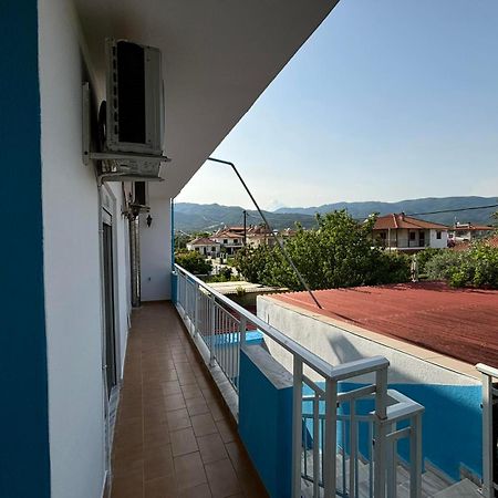 Island Apartments Vrasná Екстериор снимка