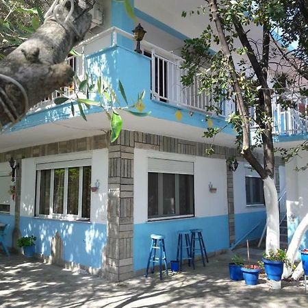 Island Apartments Vrasná Екстериор снимка