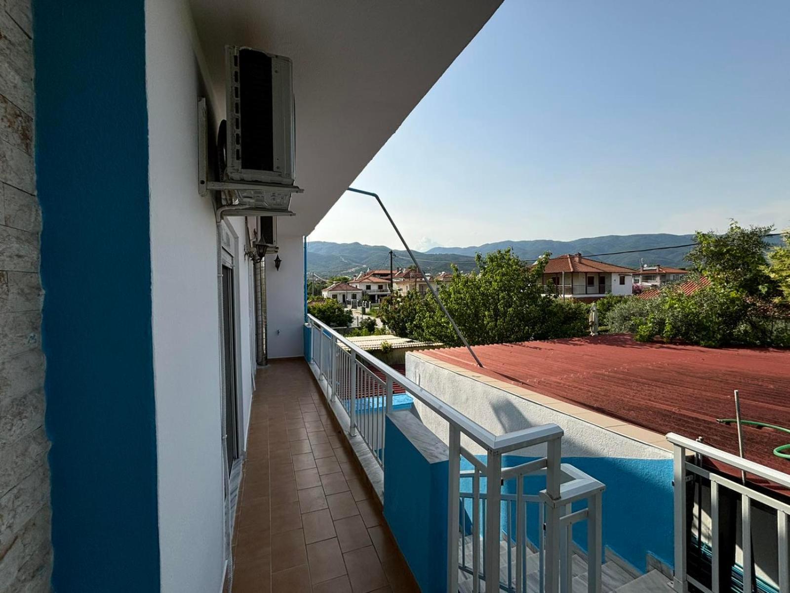 Island Apartments Vrasná Екстериор снимка