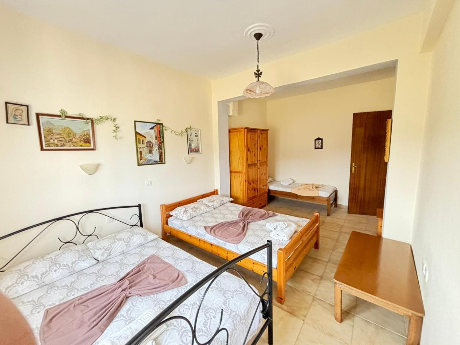 Island Apartments Vrasná Екстериор снимка