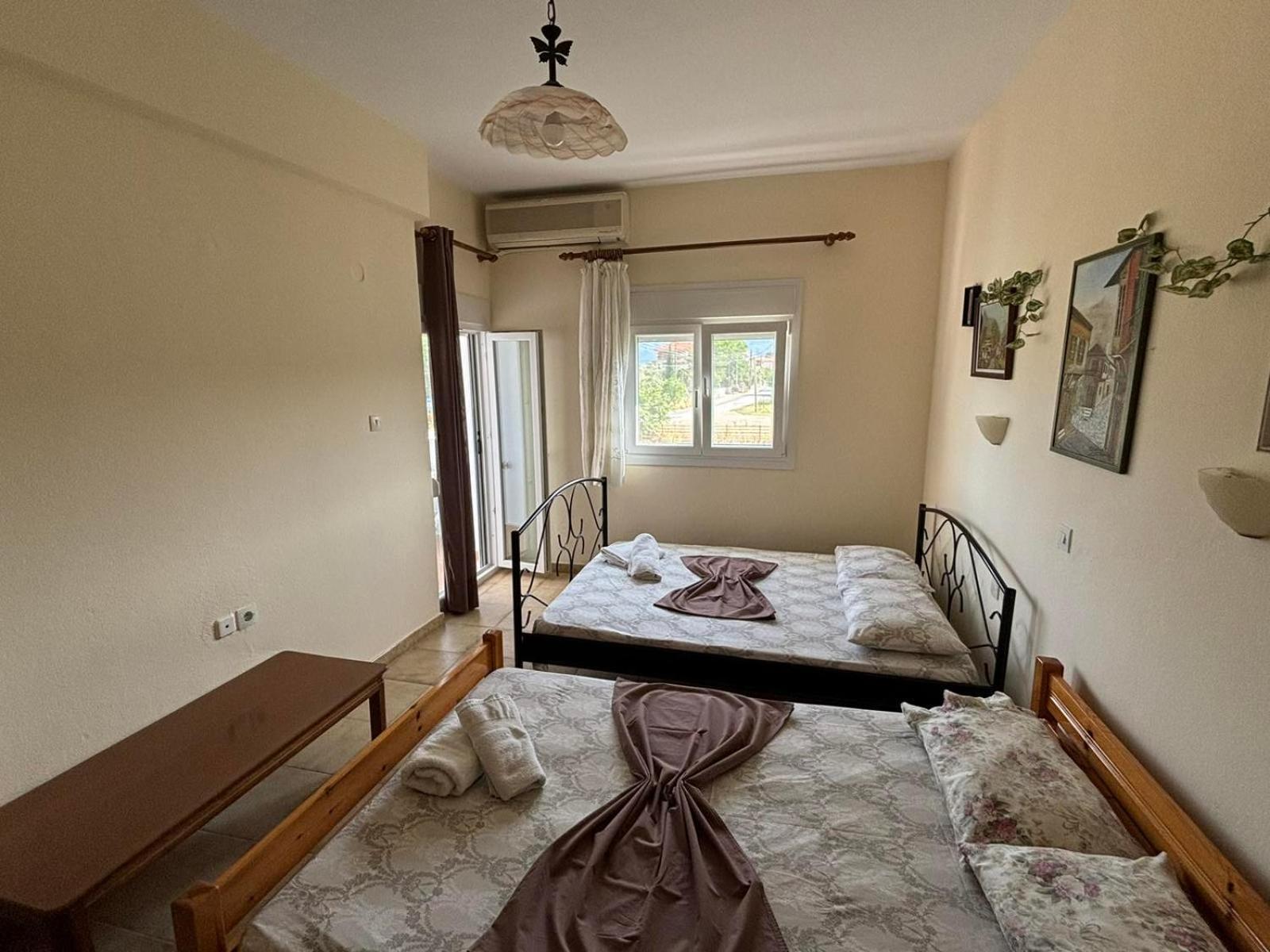 Island Apartments Vrasná Екстериор снимка